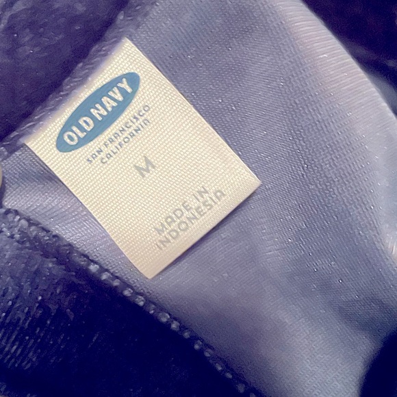 Blue velvet sleeveless top. Excellent condition. Perfect for the holidays. - Picture 4 of 4